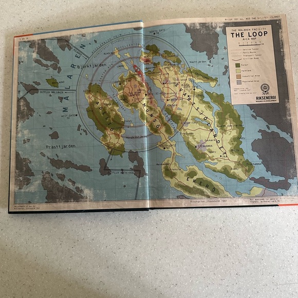 TALES From The LOOP Roleplaying in the 80’s That Never Was. Hatdcover Book. - Picture 7 of 17